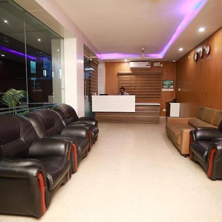 Hotel Shams Inn Kochi エクステリア 写真